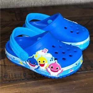 Baby Shark Crocs Toddler Size 4